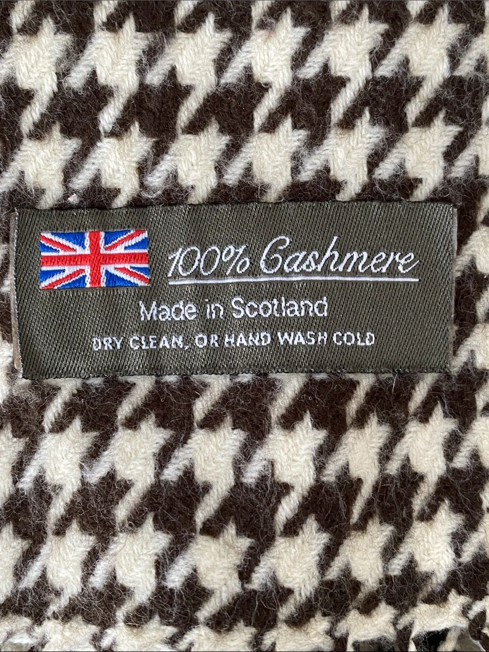 VTG Scotland Made Houndstooth Cashmere Scarf Brown & Cream Soft Academia Preppy